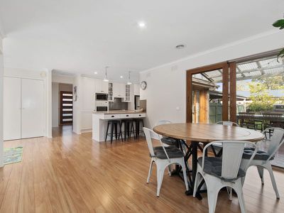 7 Banbury Court, Somerville