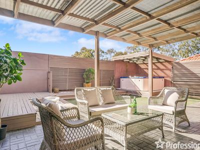 12 Farnborough Court, Wattle Grove