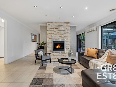 24 Von Nida Drive, Cranbourne North