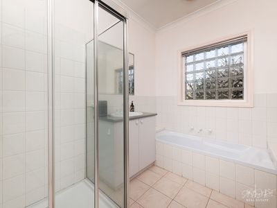 284C BEECHWORTH ROAD, Wodonga