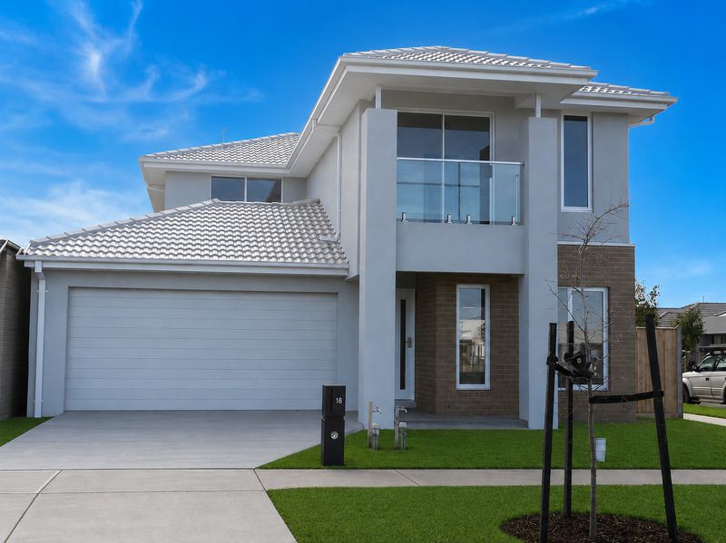 16 Montagna Drive, Clyde VIC
