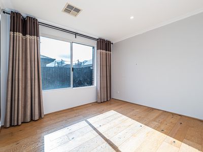 18 Plavin Street, Piara Waters