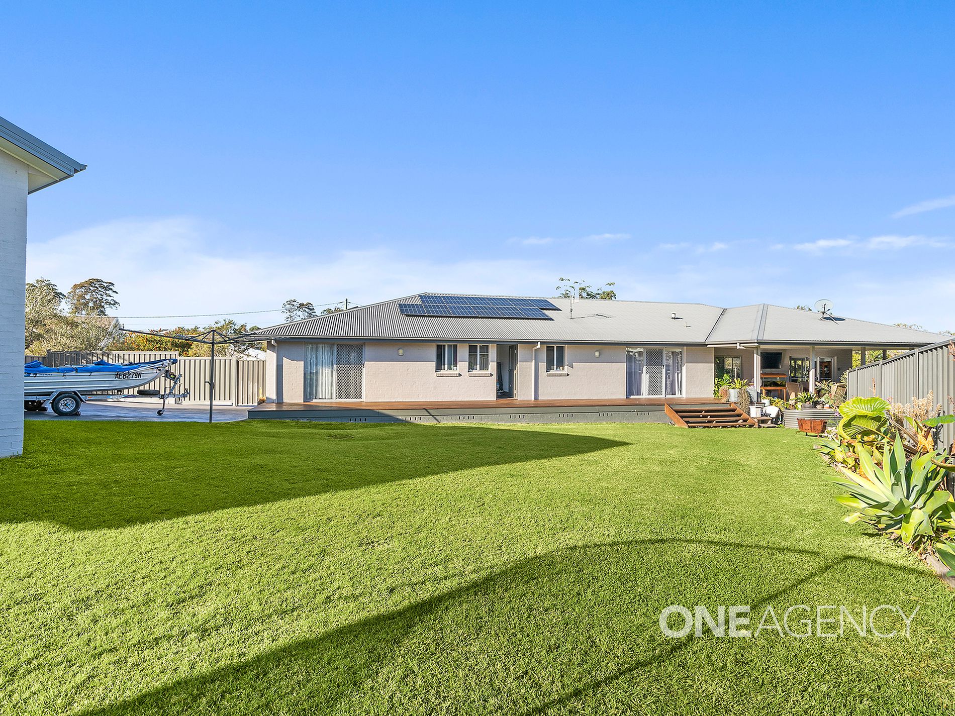 4 Graham Avenue, St Georges Basin