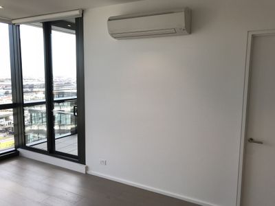 2508N / 883 Collins Street, Docklands