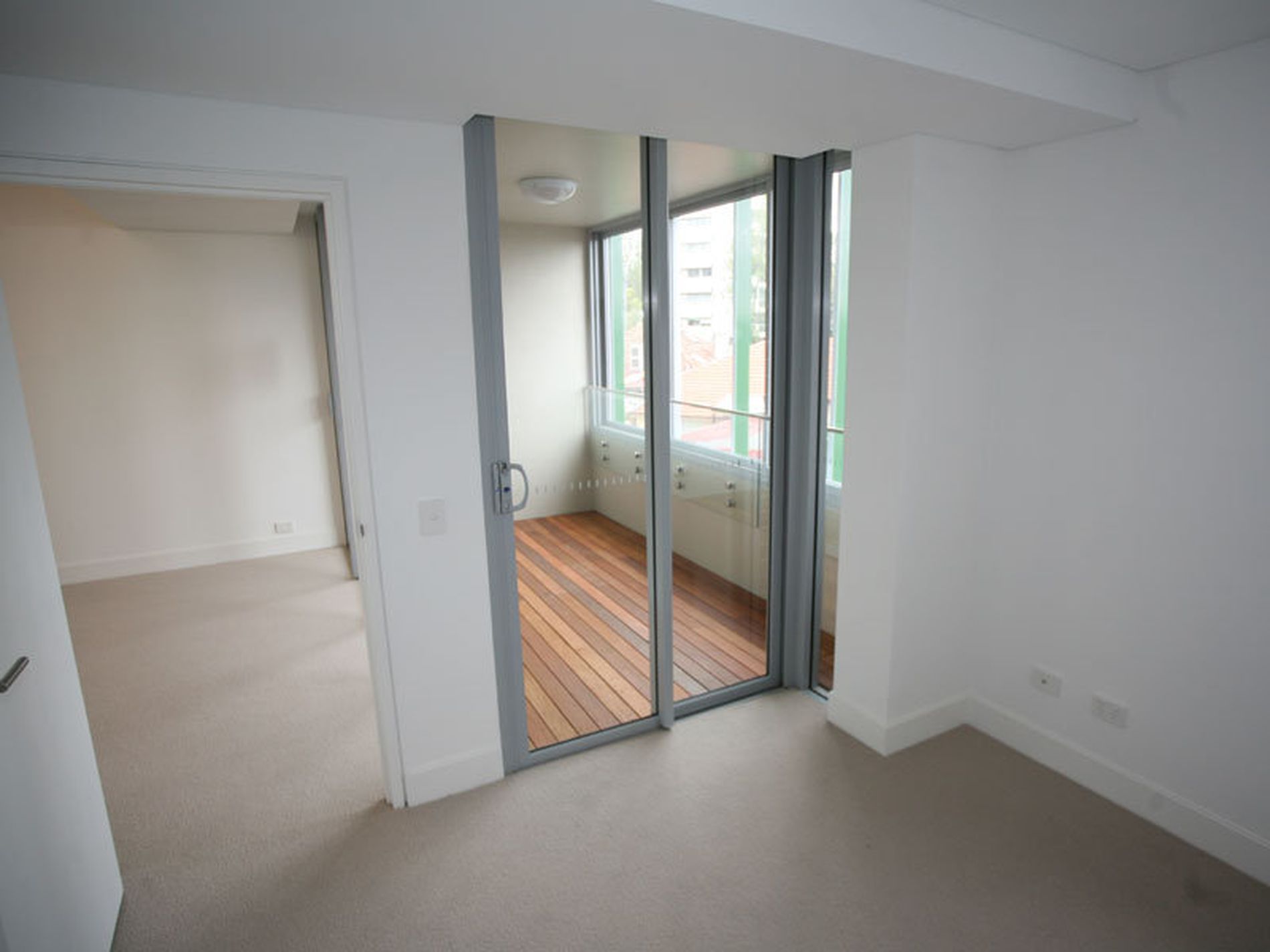 201 / 520 Cnr Miller Street & Palmer Street, Cammeray
