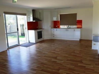1 / 12 Bayrise Drive, Urangan
