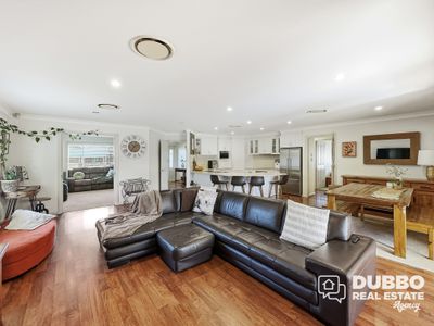 15 Sunvale Avenue, Dubbo