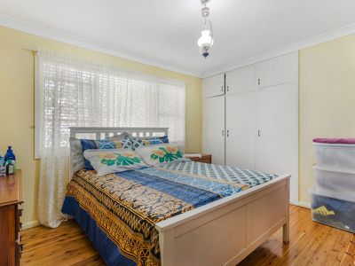 30 Hilltop Crescent, Campbelltown