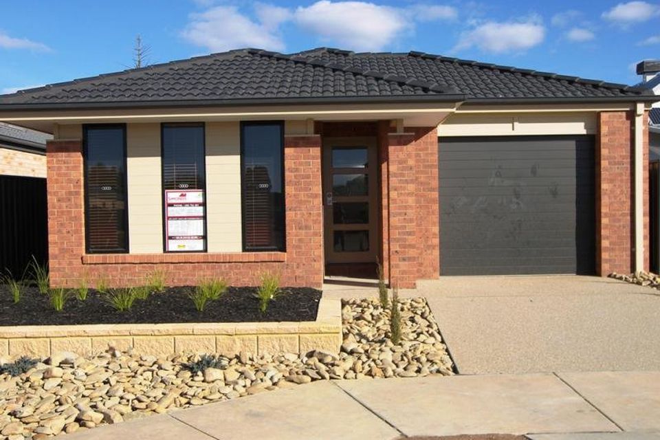 4 Roche Court, White Hills