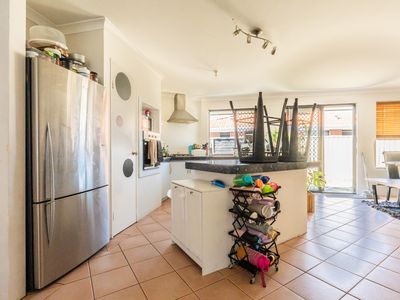 21 Blakemore Retreat, Huntingdale