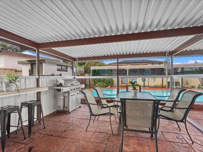 2 De Lore Crescent, Tuncurry