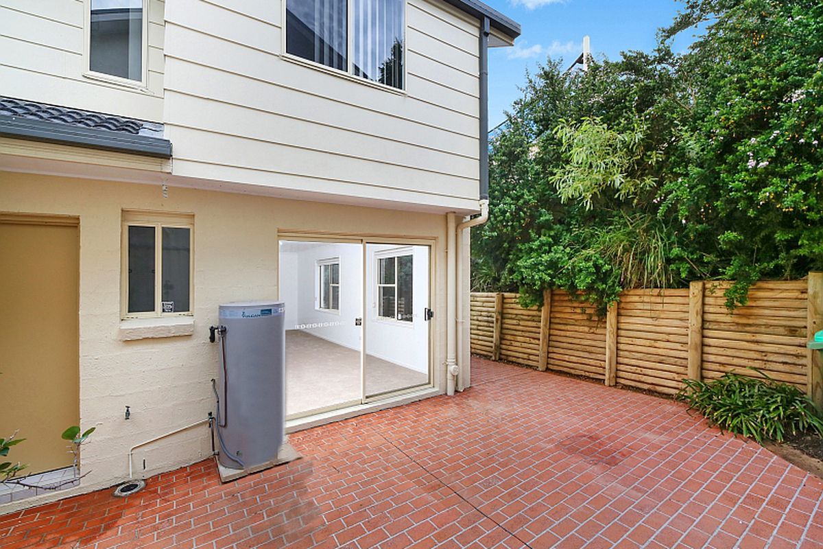 5 / 7 Jennie Cox Close , Erina