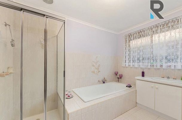 10 Dianne Ave, Craigieburn
