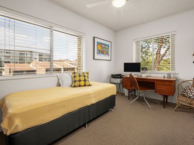 7 / 24 Laurence Street, St Lucia