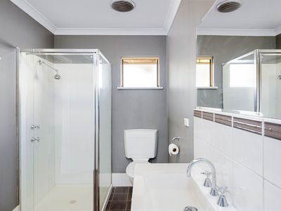 27 Hanbury Street, Kalgoorlie