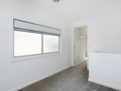 1 / 3 Macedon Street, Maribyrnong