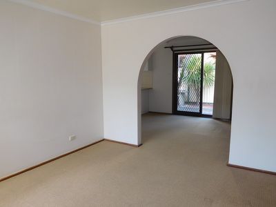3 / 23-25 William, Lurnea