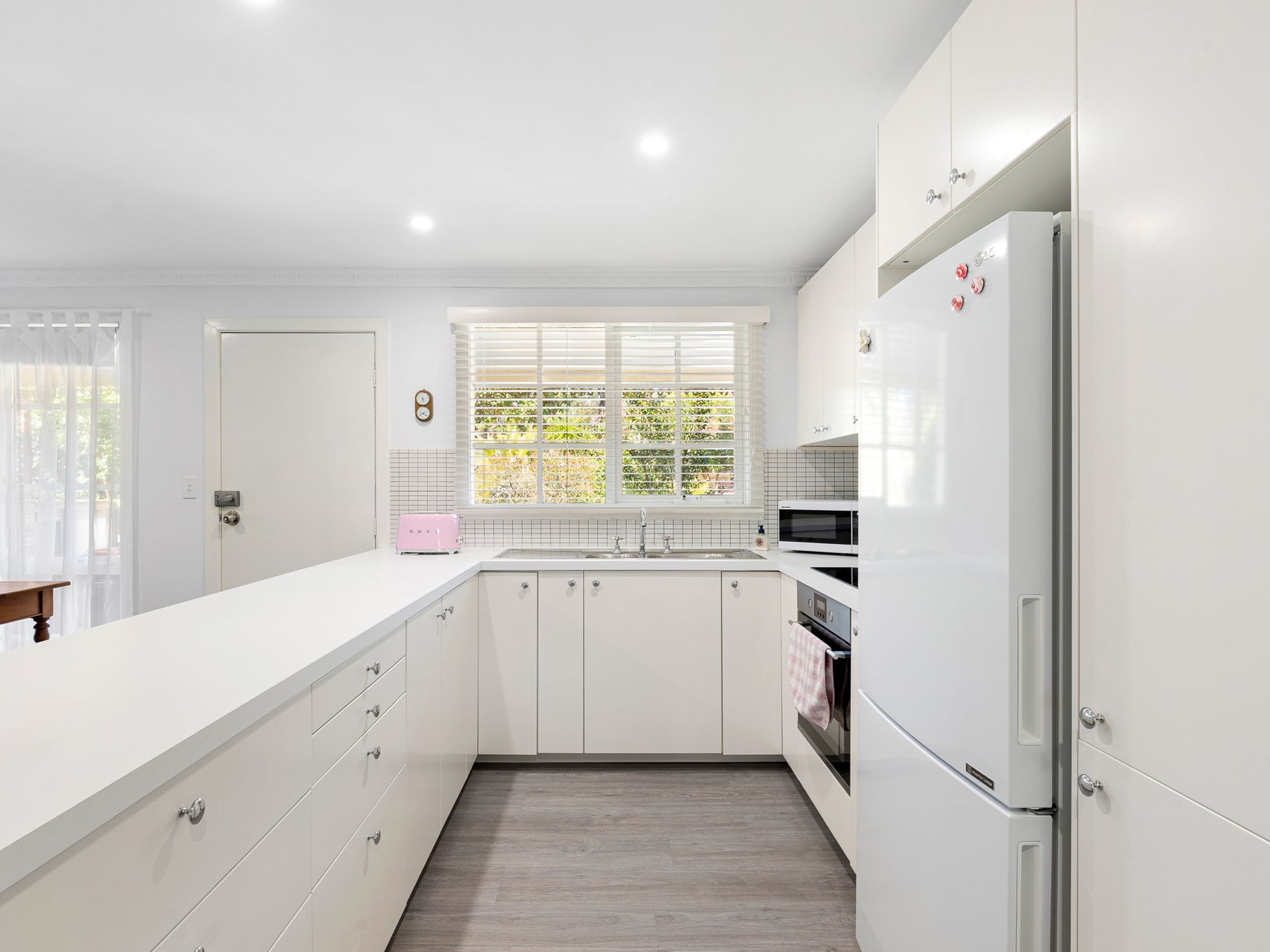 4 / 11 Eric Fenning Drive, Surf Beach
