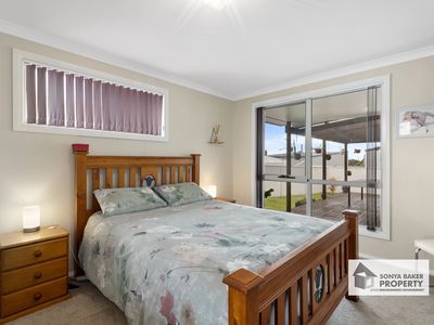 12 Serrata Crescent, Sisters Beach