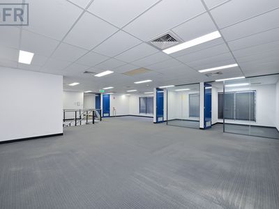 82 Discovery Drive, Bibra Lake