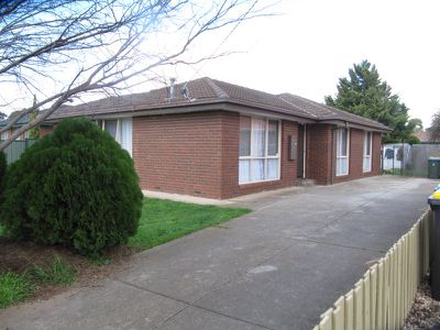 12 Coventry Drive, Werribee