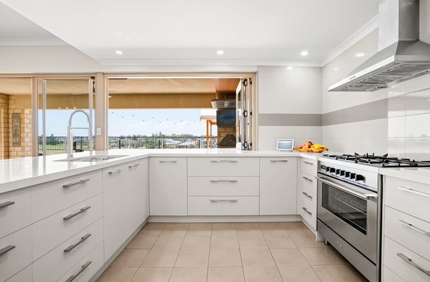 43 Holloways Ridge, Secret Harbour