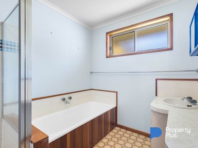 35 Spring Gully Road, Quarry Hill