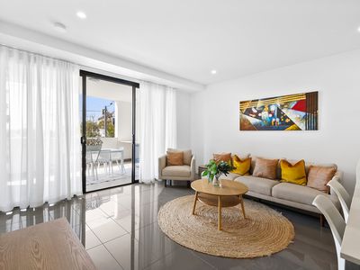 7 / 35 Clarence Road, Indooroopilly