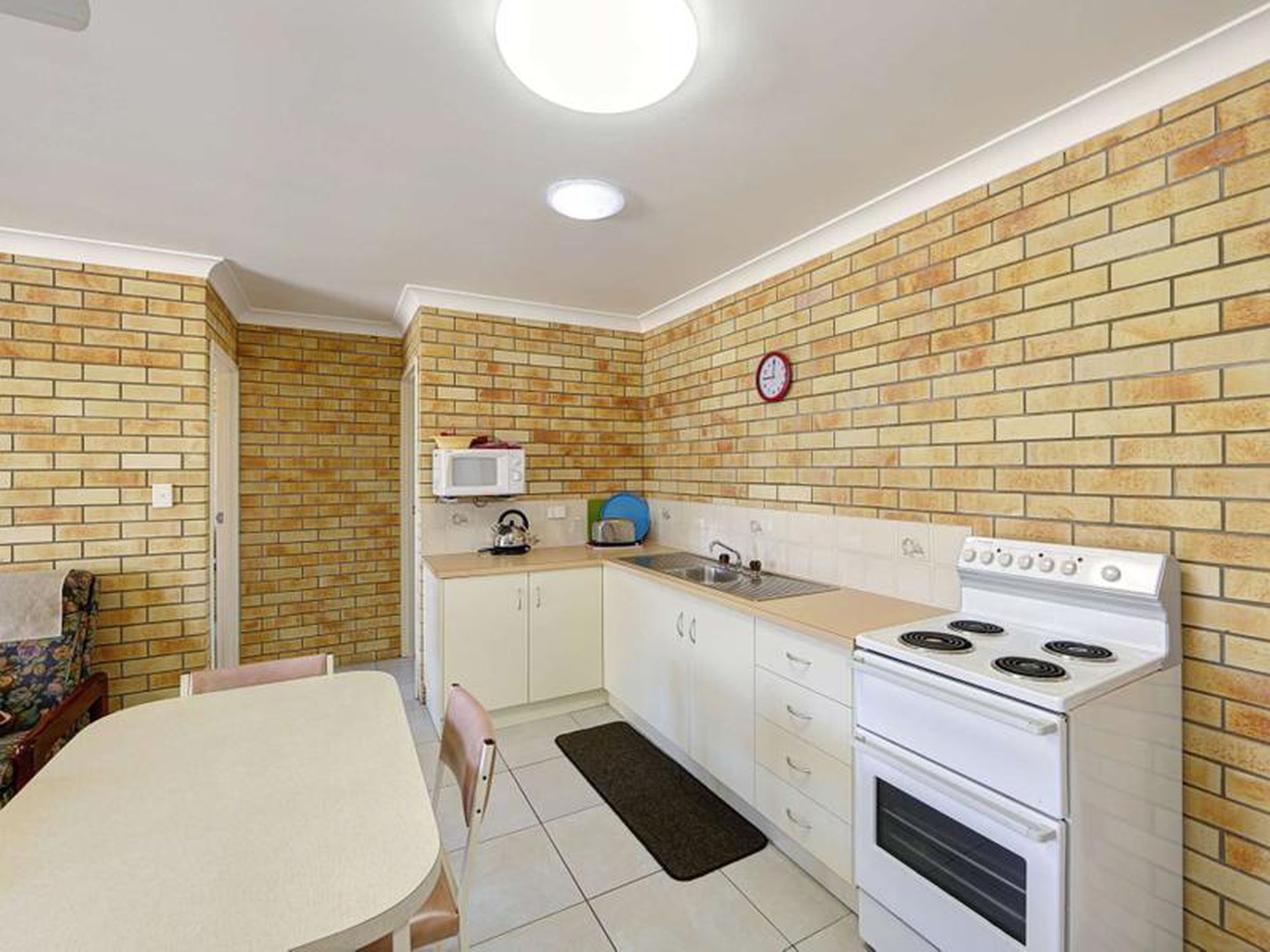 2 / 83 Mackerel Street, Woodgate
