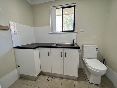 99 Baird Drive, Dubbo