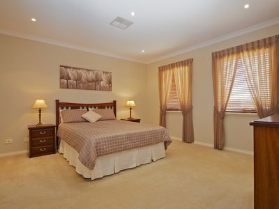 20B Bower Street, Scarborough