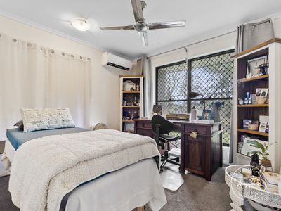 114 Pikes Road, Glass House Mountains