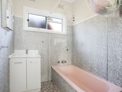 2 / 77 Ocean Street, Windang