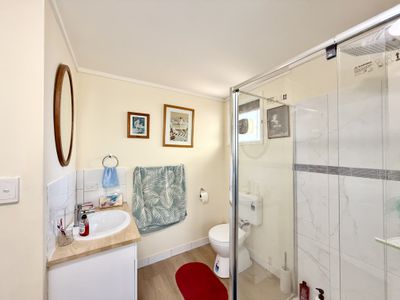e8 / 61 Ocean Street, Torquay