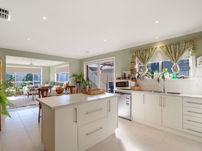 6 Kerr Court, Whittlesea