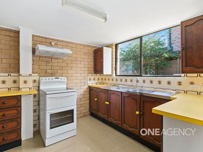 3 / 16 Morton Street, Huskisson