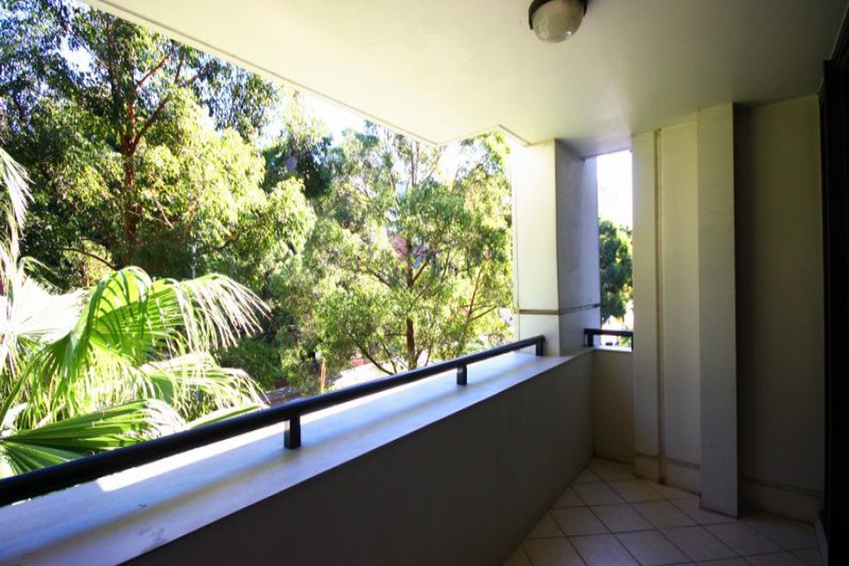 015 / 7 Herbert Street, St Leonards