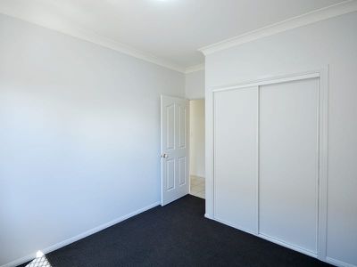 8 Forest Ridge Court, Springfield Lakes