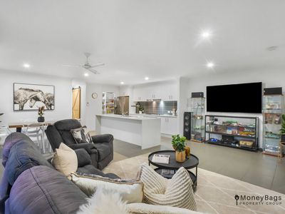 41 Trailblazer Drive, Flagstone