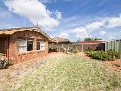 30 Alder Place, Dubbo