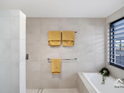 5 Surfriders Promenade, Forster