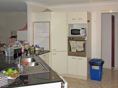 18 Golden Wattle Drive, Ulladulla