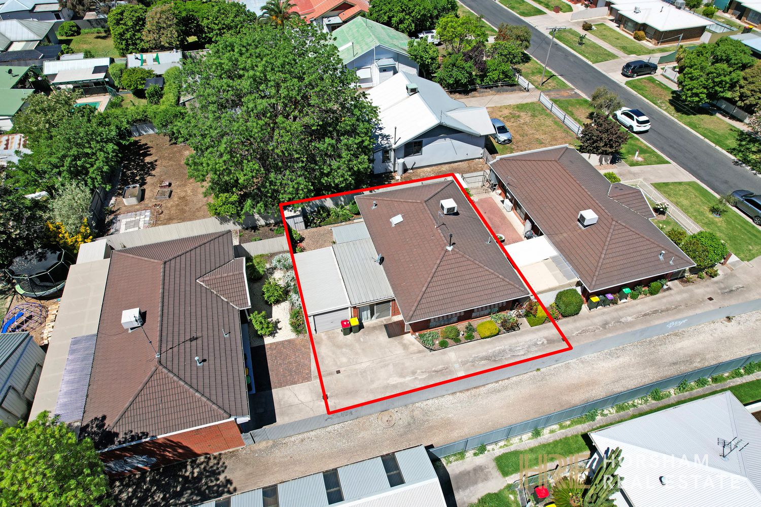 2 / 5 George Street, Horsham