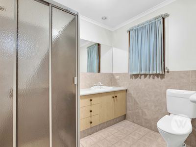 6 Timothy Court, Mitchell Park