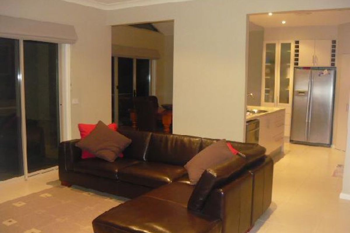 1 Galway Court, Mansfield