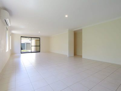 26 Lamorak Way, Baldivis