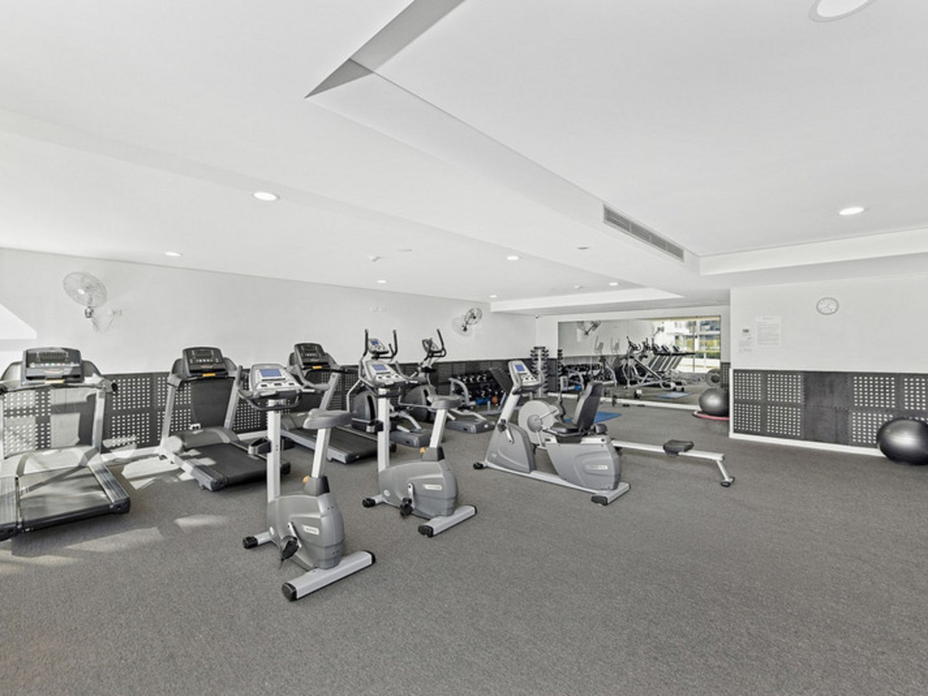 204 / 5 Henry Street, Turrella