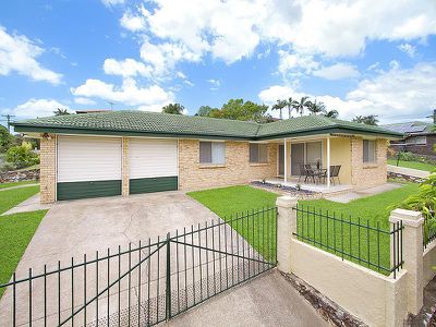 29 Woodlands Drive, Rochedale South