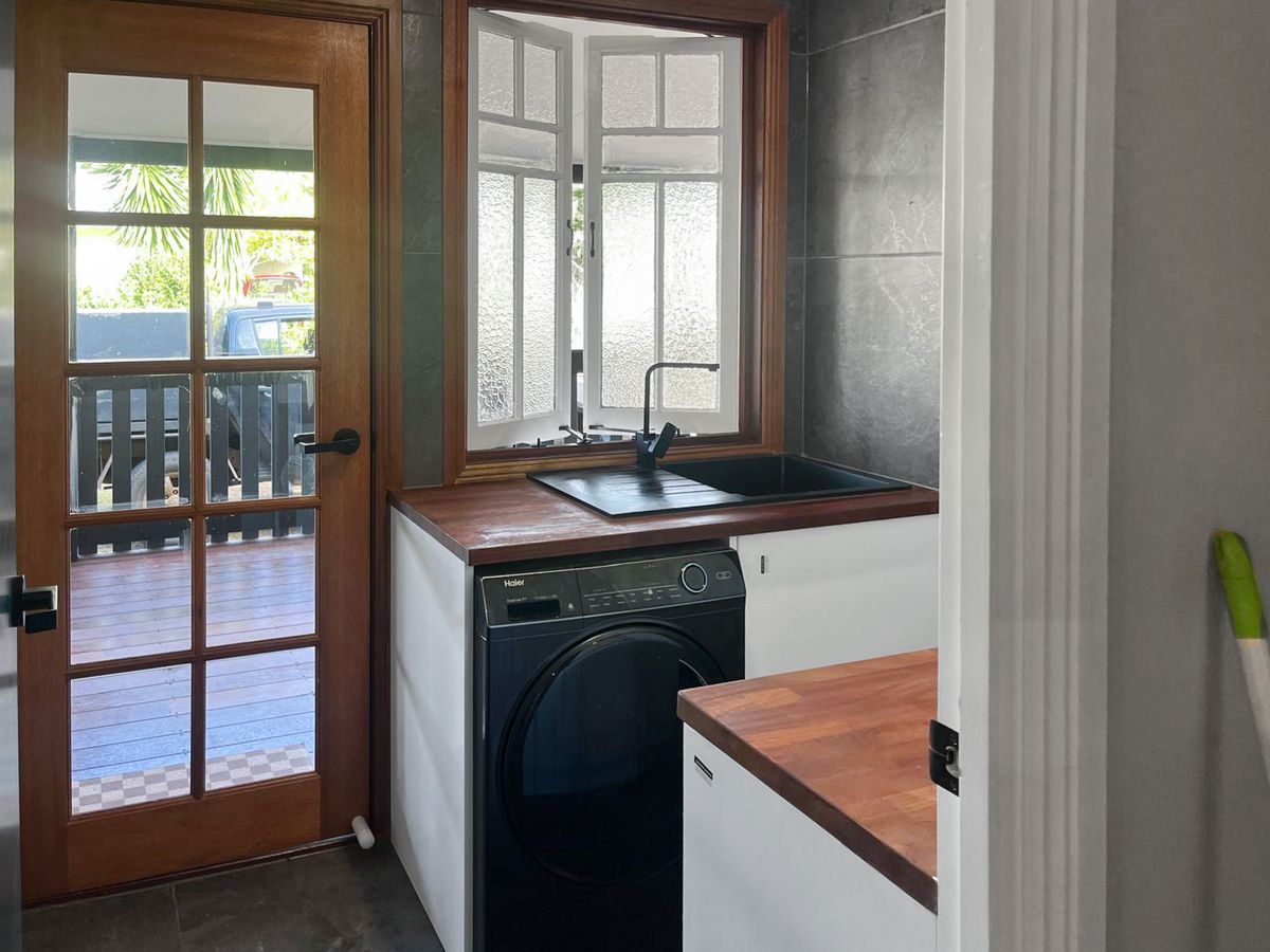 50 Golf Links Road, Atherton