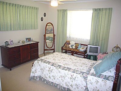 6 Cotswold Court, Rochedale South